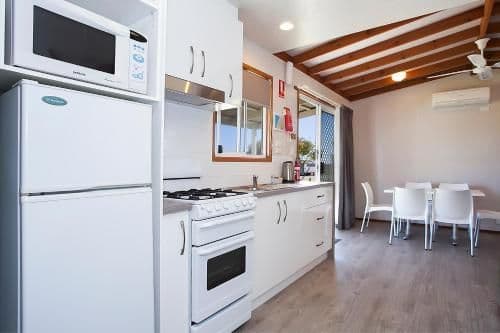 Deluxe Cabin (6 Guests)