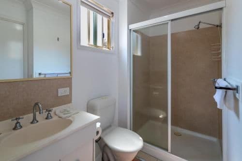 One-Bedroom Cabin