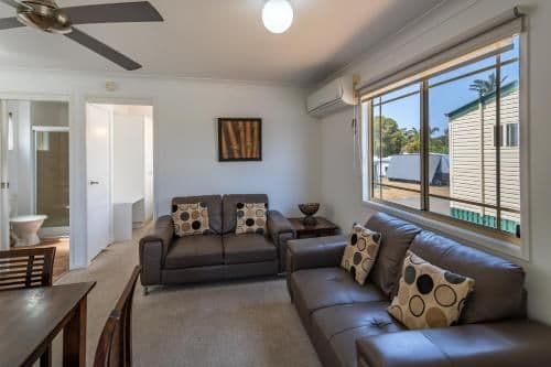 One-Bedroom Cabin