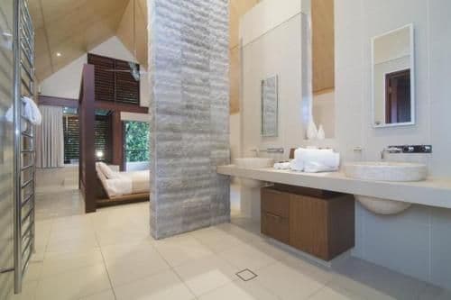 Four-Bedroom Luxury Villa with Private Pool 