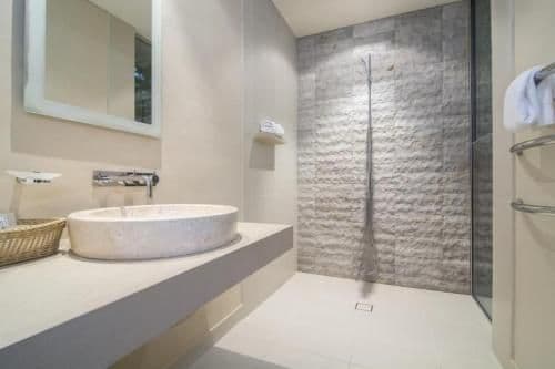 Four-Bedroom Luxury Villa with Private Pool 
