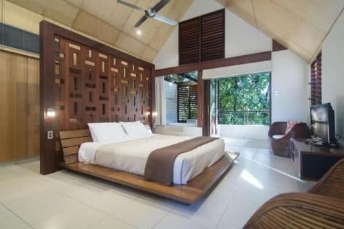 Four-Bedroom Luxury Villa with Private Pool 