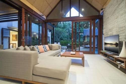 Four-Bedroom Luxury Villa with Private Pool 