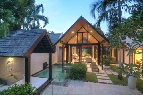 Four-Bedroom Luxury Villa with Private Pool 