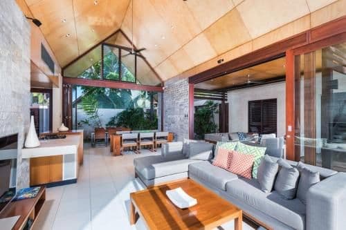 Four-Bedroom Luxury Villa with Private Pool 