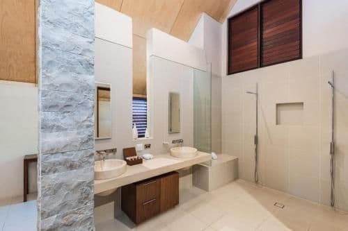 Four-Bedroom Luxury Villa with Private Pool 