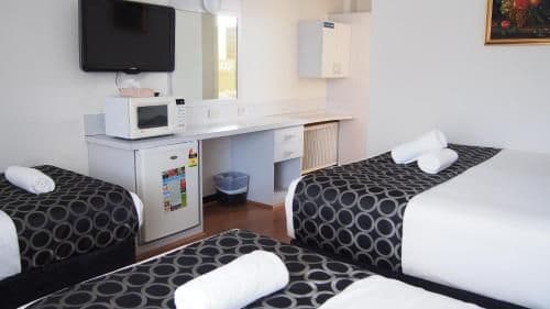 Deluxe Family Suite