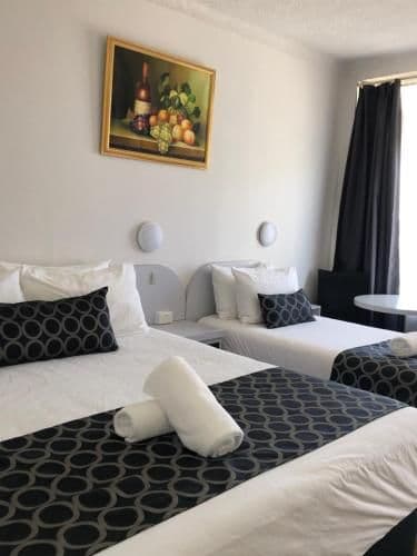 King Room with Additional Bed 
