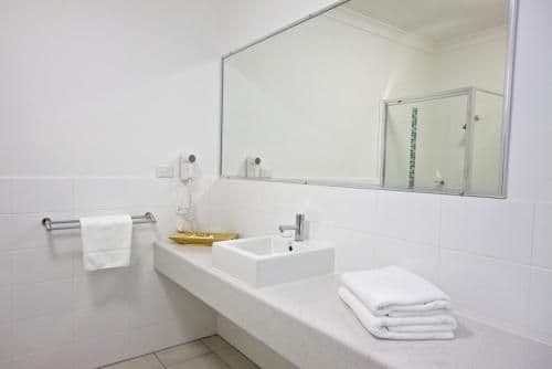 Standard King or Twin Room