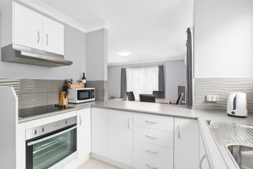 One-Bedroom Apartment (Pet Friendly)