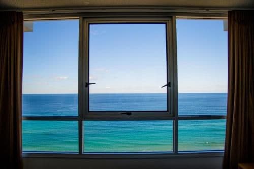 One-Bedroom Apartment - Beach Front
