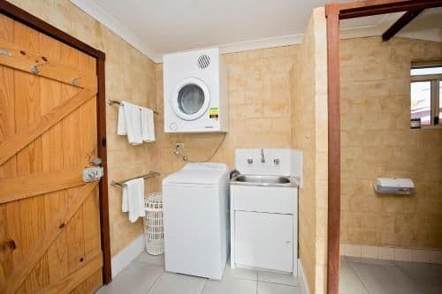 Deluxe 3 Bedroom Waterfront Cabin
