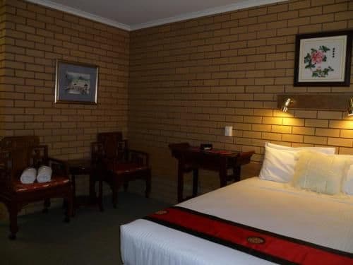 Deluxe Queen Room