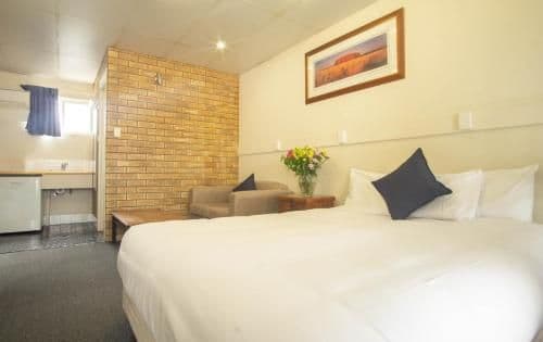 Standard Queen Room