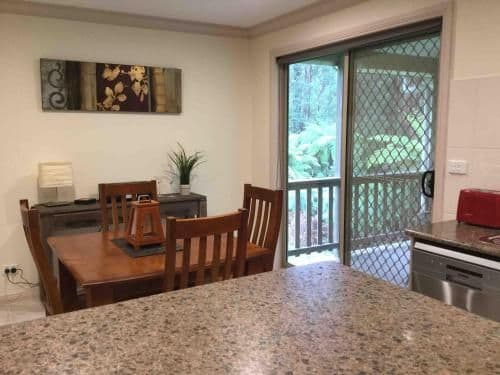 Self-Contained Cottage with Spa Bath - Forestview Cottage