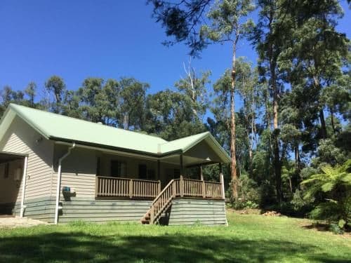 Self-Contained Cottage with Spa Bath - Forestview Cottage