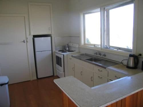  Two-Bedroom Beach Shack - Jetty Road