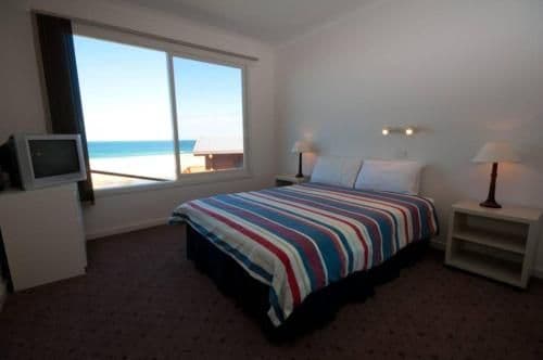 Four-Bedroom Holiday Home - Pelicans Perch