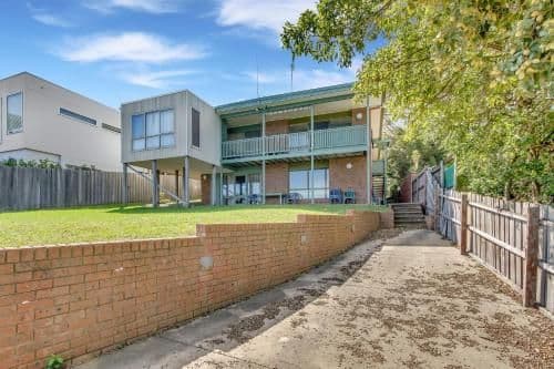 Five-Bedroom Holiday Home - The Point