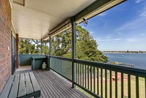 Five-Bedroom Holiday Home - The Point