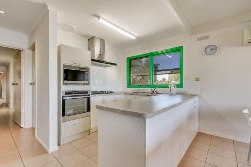 Five-Bedroom Holiday Home - The Point