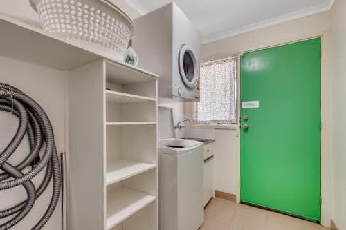 Five-Bedroom Holiday Home - The Point