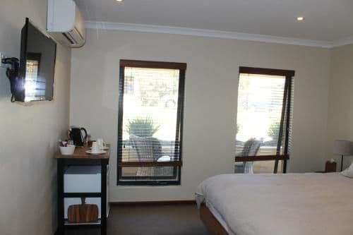 Acacia Suite