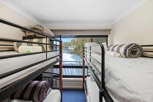 Four-Bedroom Houseboat - Moving Waters