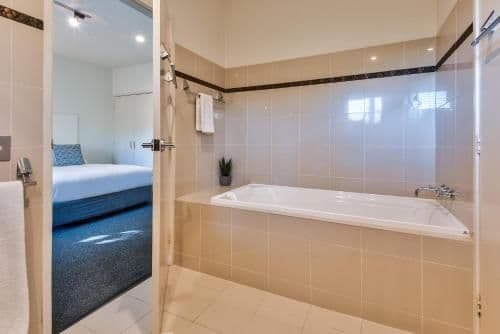 4 bedroom apartment with sea view - Apartment 6