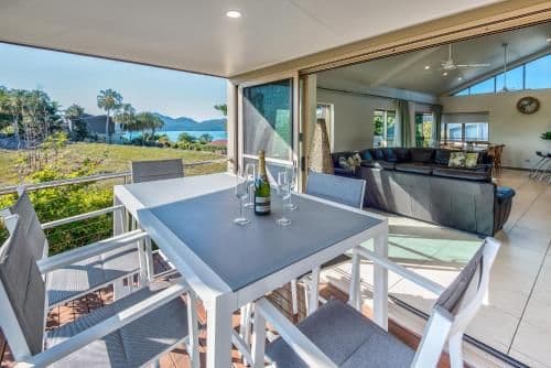 4 bedroom apartment with sea view - Apartment 6