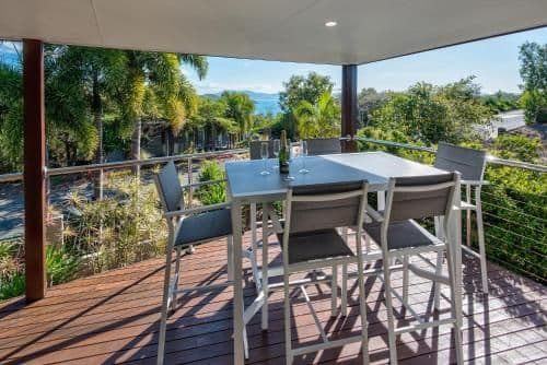 4 bedroom apartment with sea view - Apartment 6