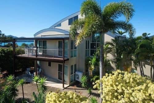 4 bedroom apartment with sea view - Apartment 6