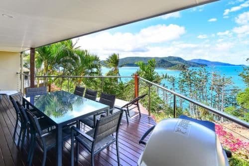 4 bedroom apartment with sea view - Apartment 4