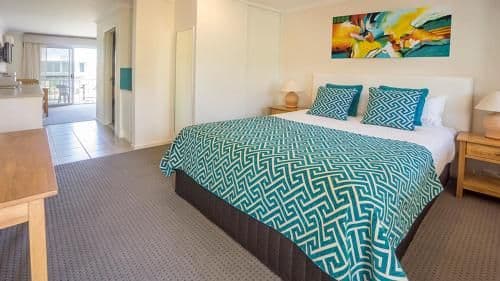 Deluxe Suite with Spa