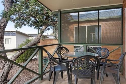 Deluxe 2 Bedroom Spa Cabin