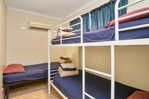 Deluxe 2 Bedroom Cabin - Sleeps 5