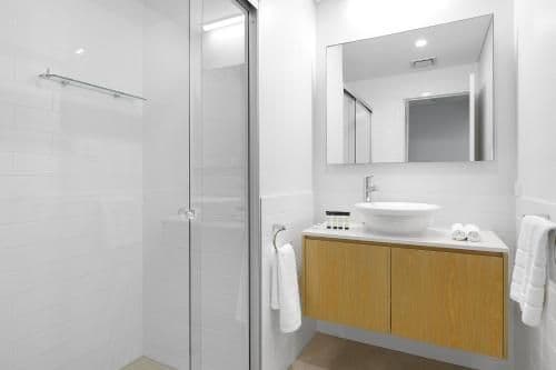 Three Bedroom Ocean View Penthouse with Jacuzzi