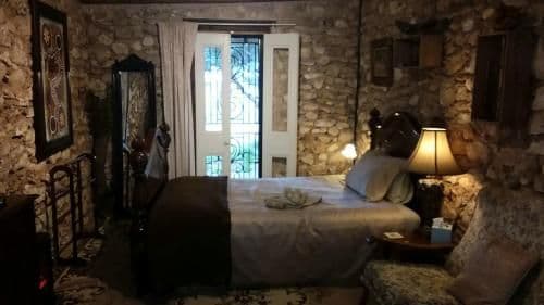 Double Room with Shared Bathroom - The Old Workshop