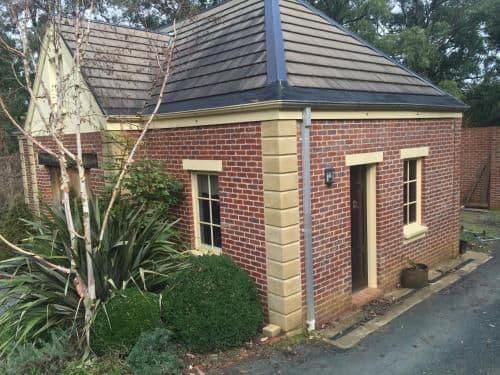 Holiday Home - The Coach House