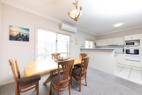2 Bedroom Xtra Lge Gardenview Apartment