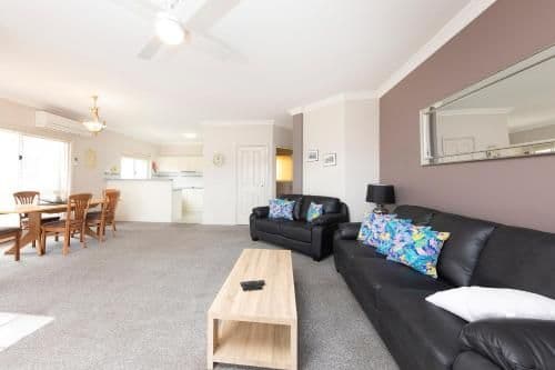 2 Bedroom Xtra Lge Gardenview Apartment