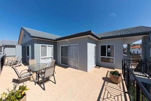 2 Bedroom Xtra Lge Gardenview Apartment
