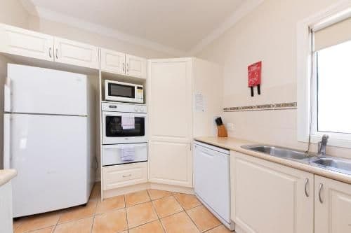 2 Bedroom Xtra Lge Gardenview Apartment