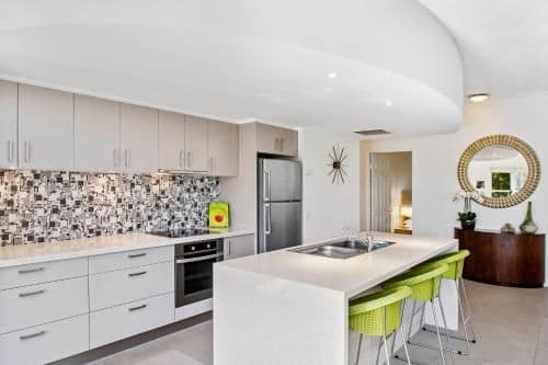 Deluxe Two-Bedroom Apartment with Garden View