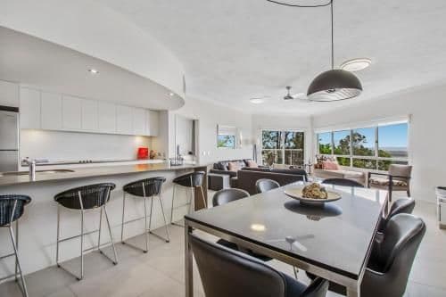 Deluxe Two-Bedroom Apartment with Ocean View