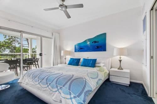 Deluxe Two-Bedroom Apartment with Ocean View
