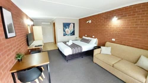 Queen Room