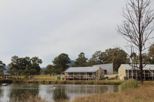 Three-Bedroom Cottage with Water View