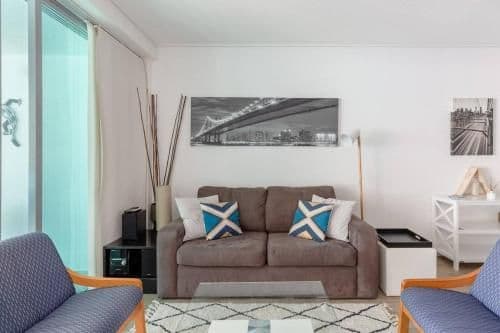 Premium Two-Bedroom Apartment with River View