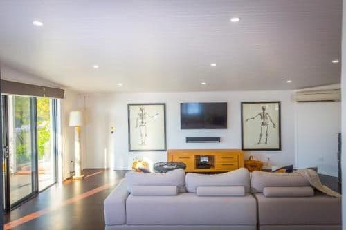 Four-Bedroom Holiday Home